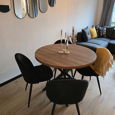 Zentrumsnah In - Balkon - Gratis Parken Apartment *