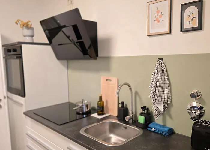 Zentrumsnah In - Balkon - Gratis Parken *